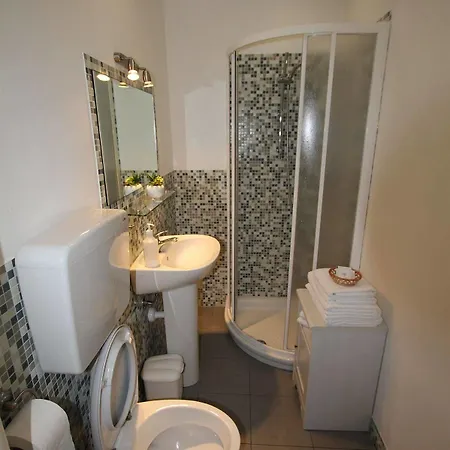 Bed & Breakfast Accademia 2*